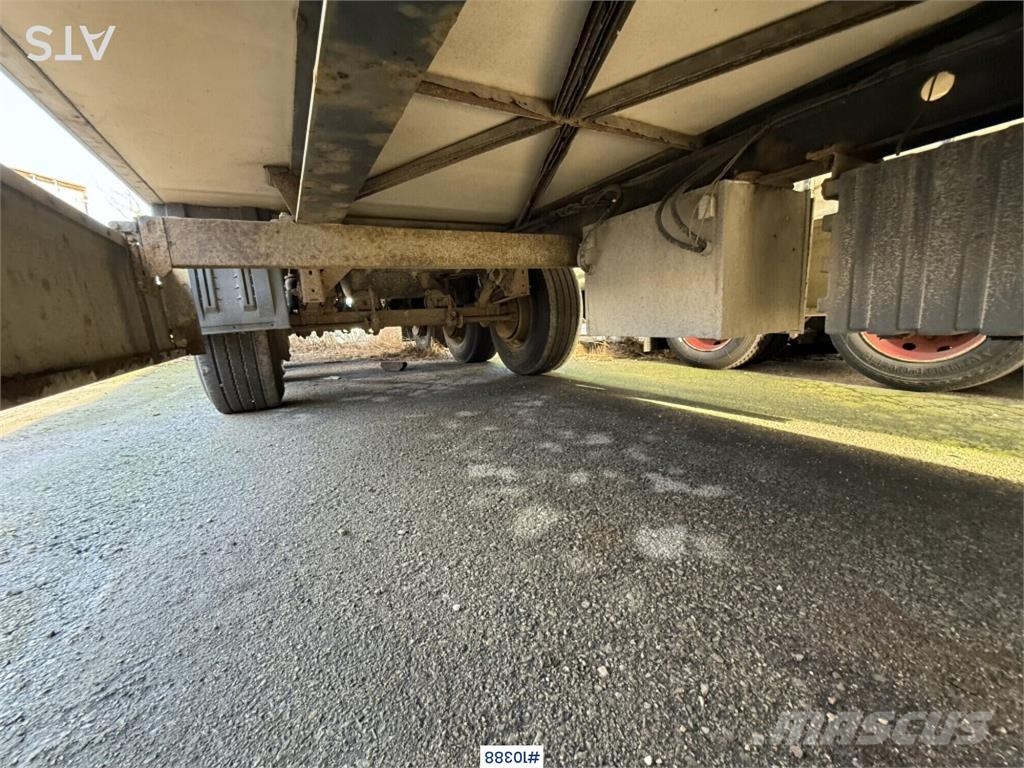 Krone SD Refrigerated and Freezer Trailer Kühlauflieger