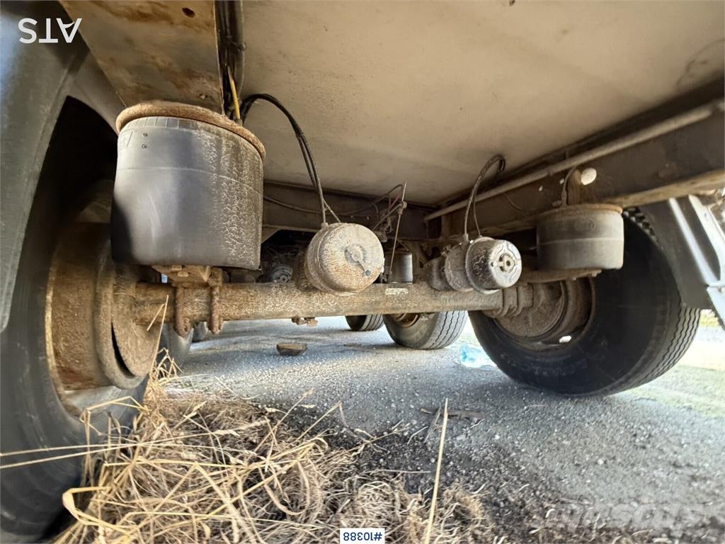 Krone SD Refrigerated and Freezer Trailer Kühlauflieger