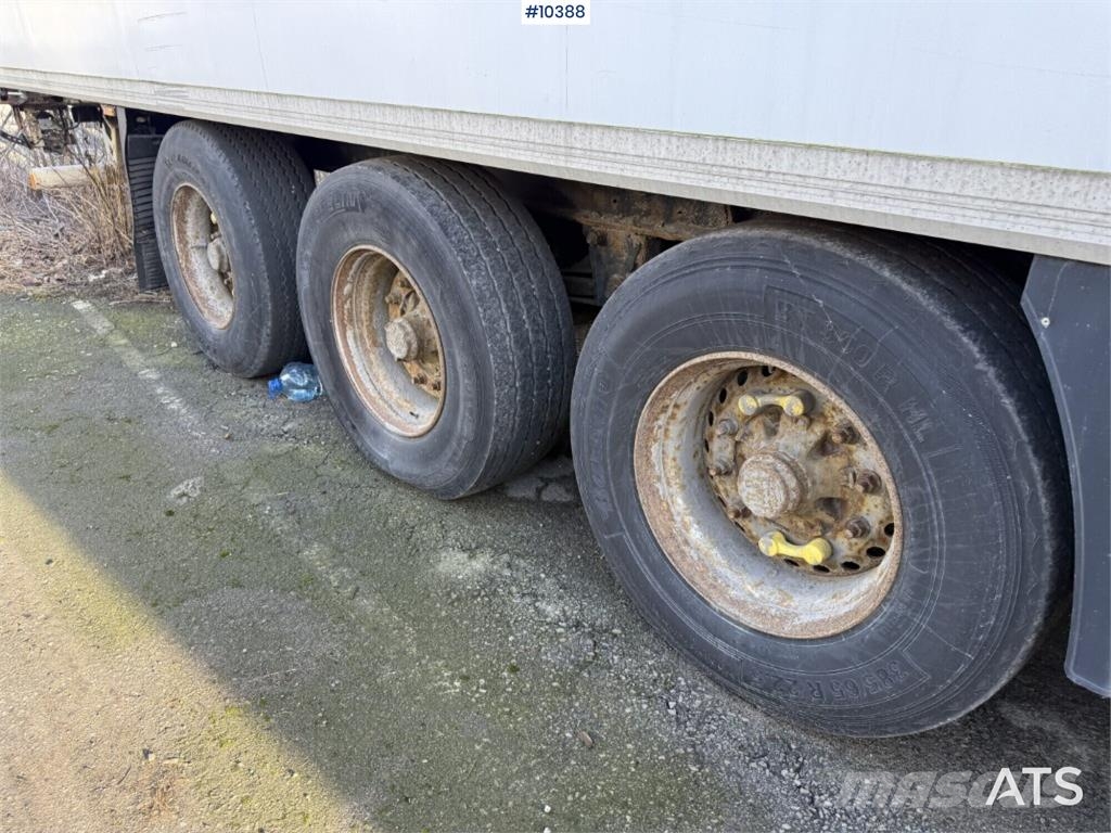 Krone SD Refrigerated and Freezer Trailer Kühlauflieger