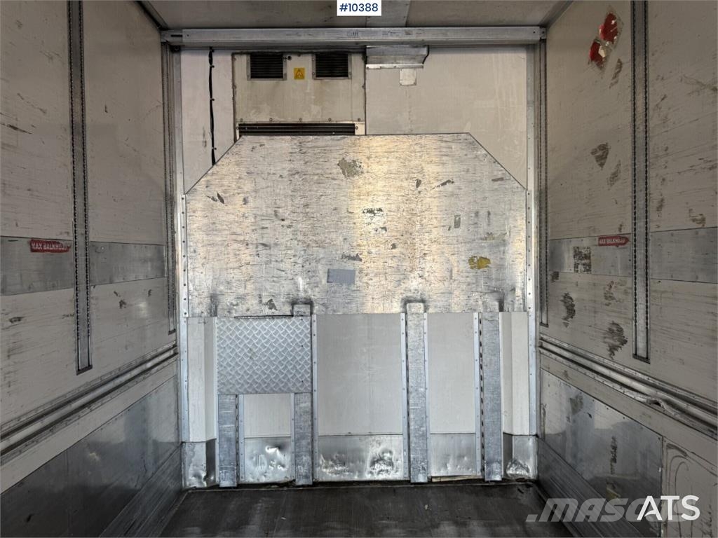 Krone SD Refrigerated and Freezer Trailer Kühlauflieger