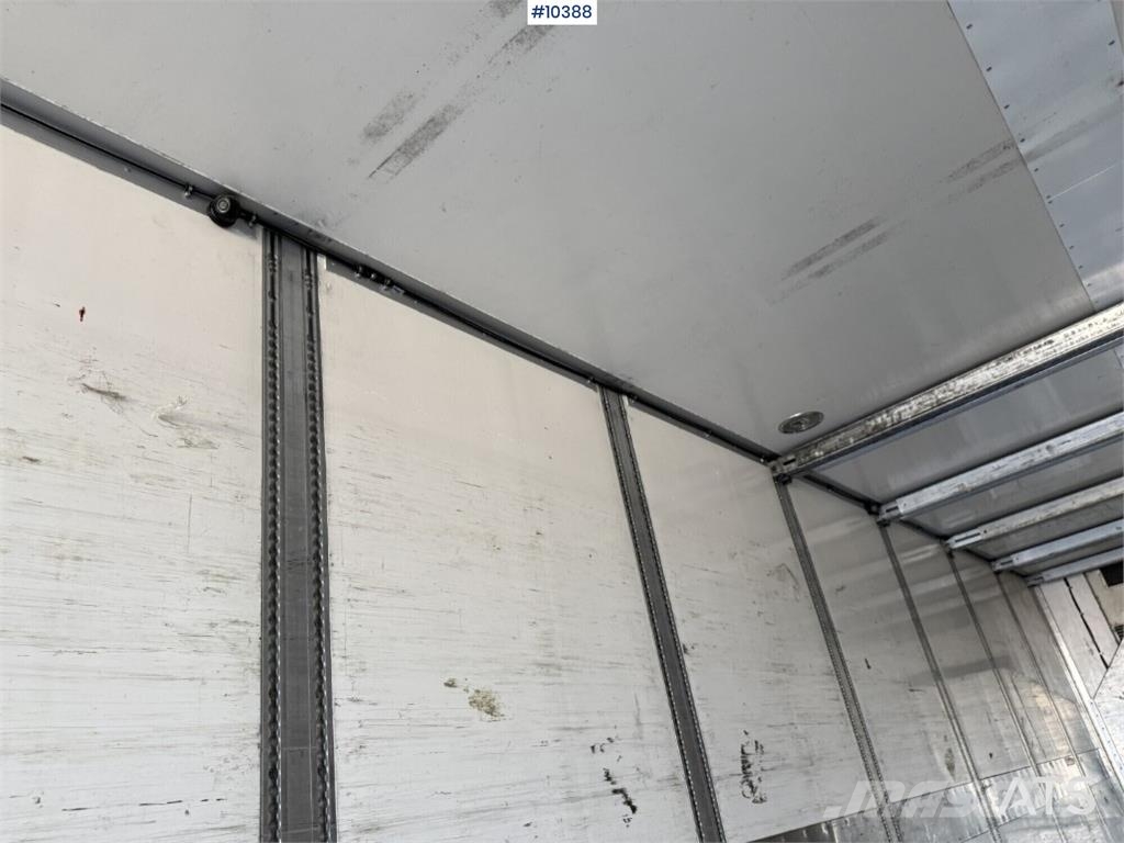 Krone SD Refrigerated and Freezer Trailer Kühlauflieger