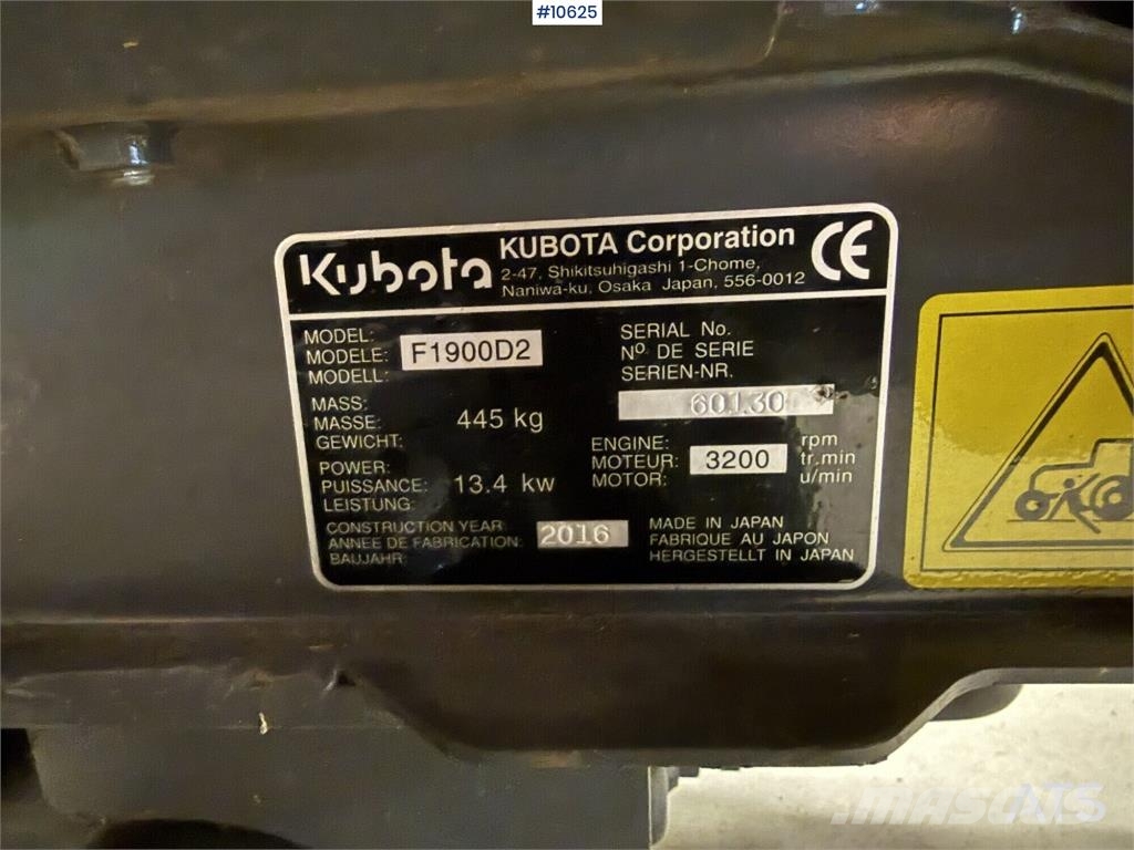 Kubota F1900 Diesel 4WD Ride-On Mower Gå-bak gressklippere
