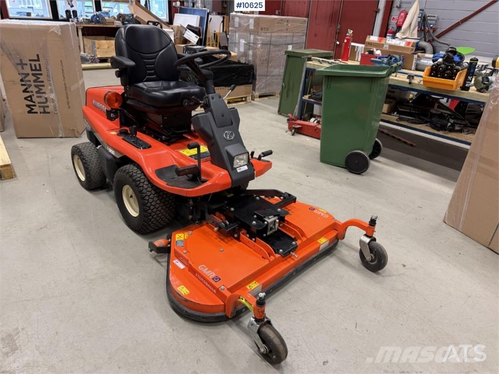 Kubota F1900 Diesel 4WD Ride-On Mower Gå-bak gressklippere