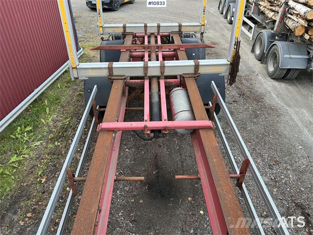 LEFAB V4 100 Log Trailer, 4-Axle Kokmateriālu vešanas piekabes