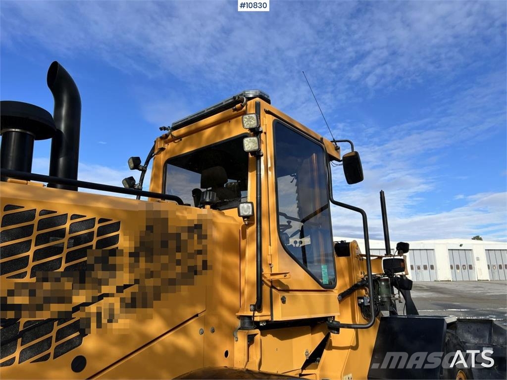 Ljungby L15 Wheel Loader with Attachments Rataslaadurid