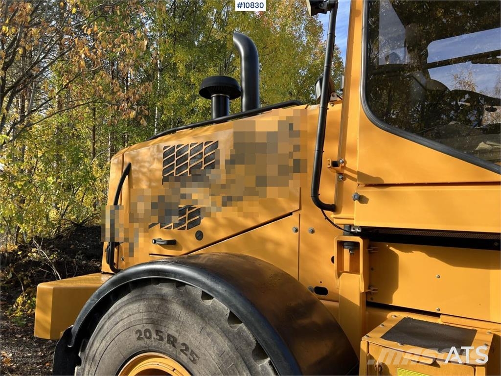 Ljungby L15 Wheel Loader with Attachments Rataslaadurid