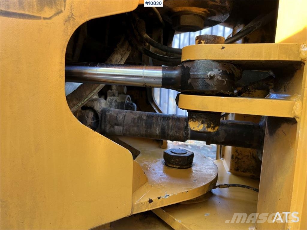 Ljungby L15 Wheel Loader with Attachments Rataslaadurid