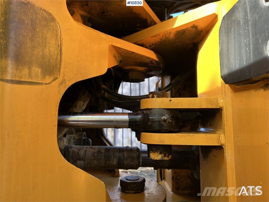 Ljungby L15 Wheel Loader with Attachments Rataslaadurid