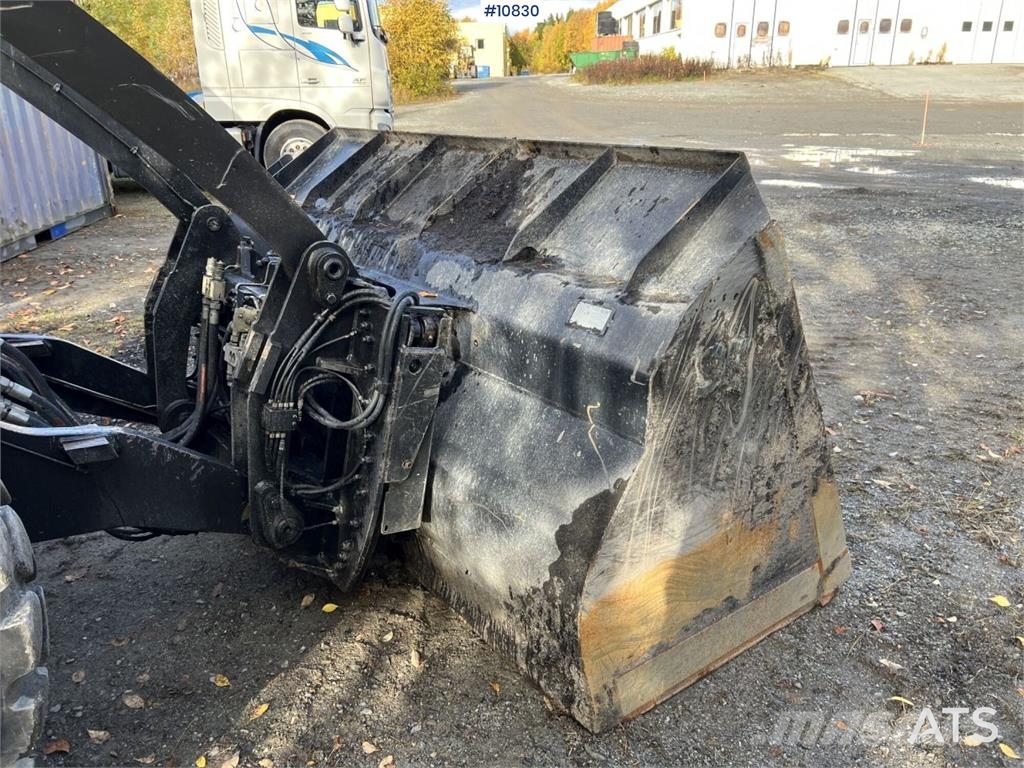 Ljungby L15 Wheel Loader with Attachments Rataslaadurid