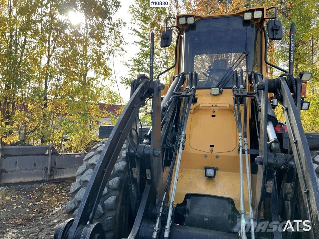 Ljungby L15 Wheel Loader with Attachments Rataslaadurid