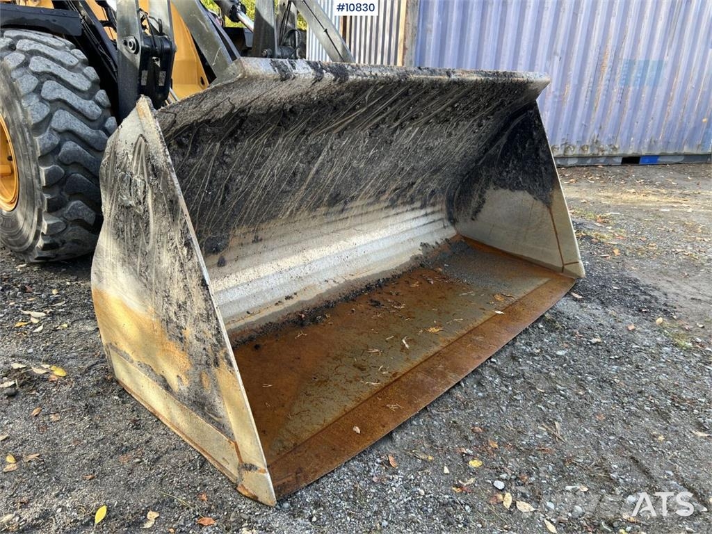Ljungby L15 Wheel Loader with Attachments Rataslaadurid