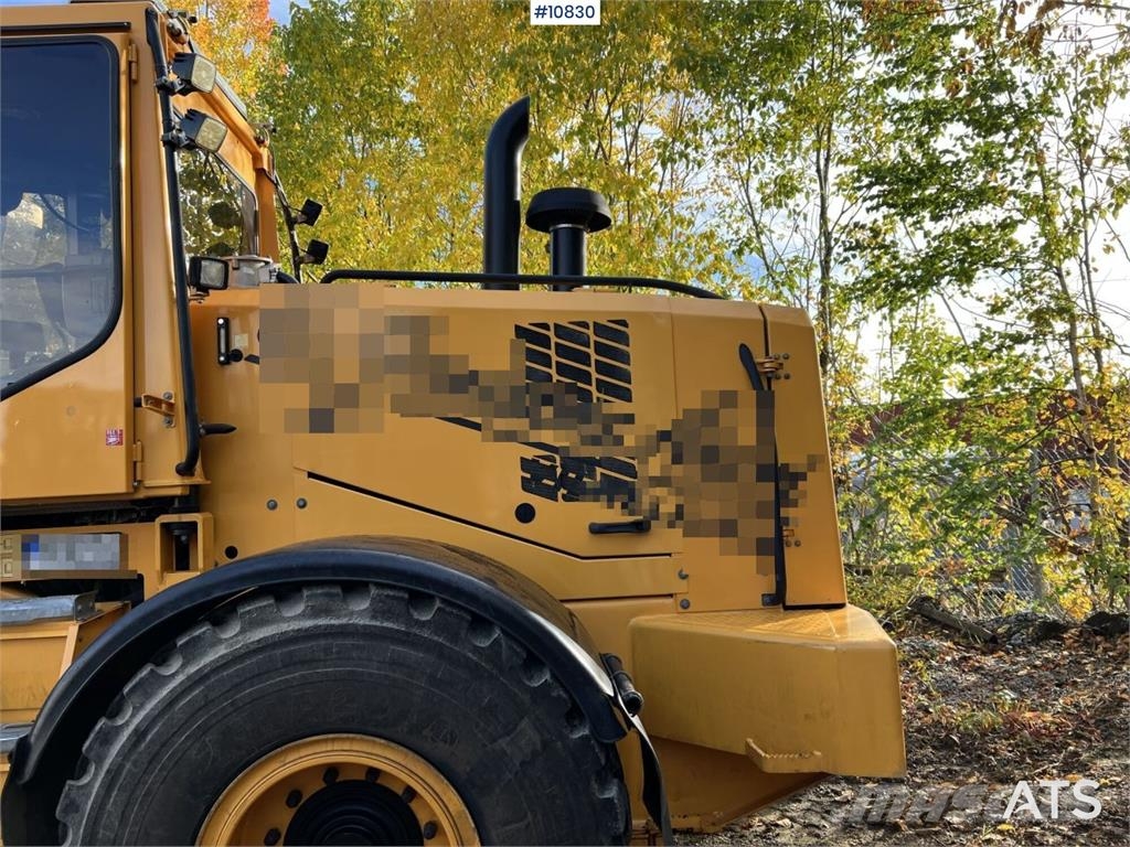 Ljungby L15 Wheel Loader with Attachments Rataslaadurid
