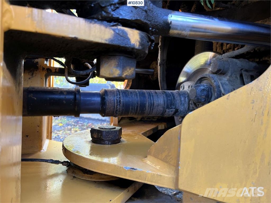 Ljungby L15 Wheel Loader with Attachments Rataslaadurid