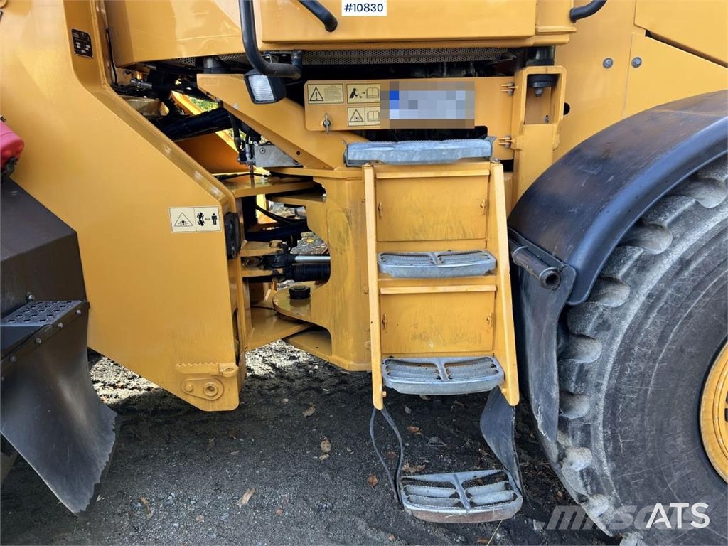 Ljungby L15 Wheel Loader with Attachments Rataslaadurid