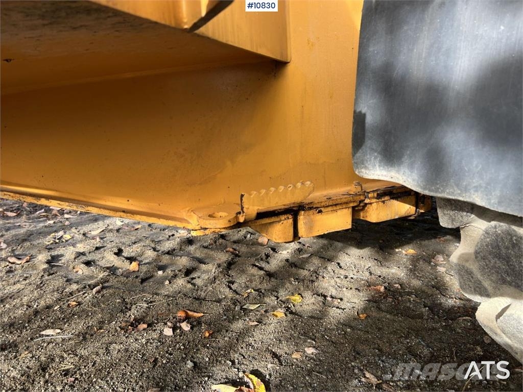 Ljungby L15 Wheel Loader with Attachments Rataslaadurid