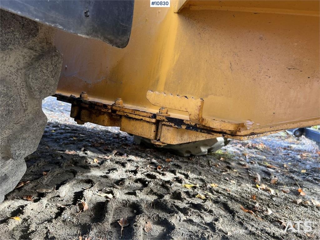 Ljungby L15 Wheel Loader with Attachments Rataslaadurid