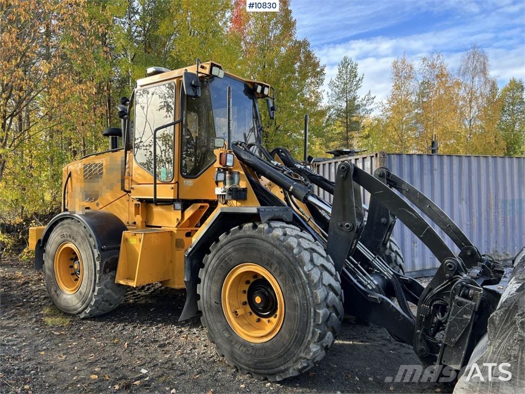 Ljungby L15 Wheel Loader with Attachments Rataslaadurid