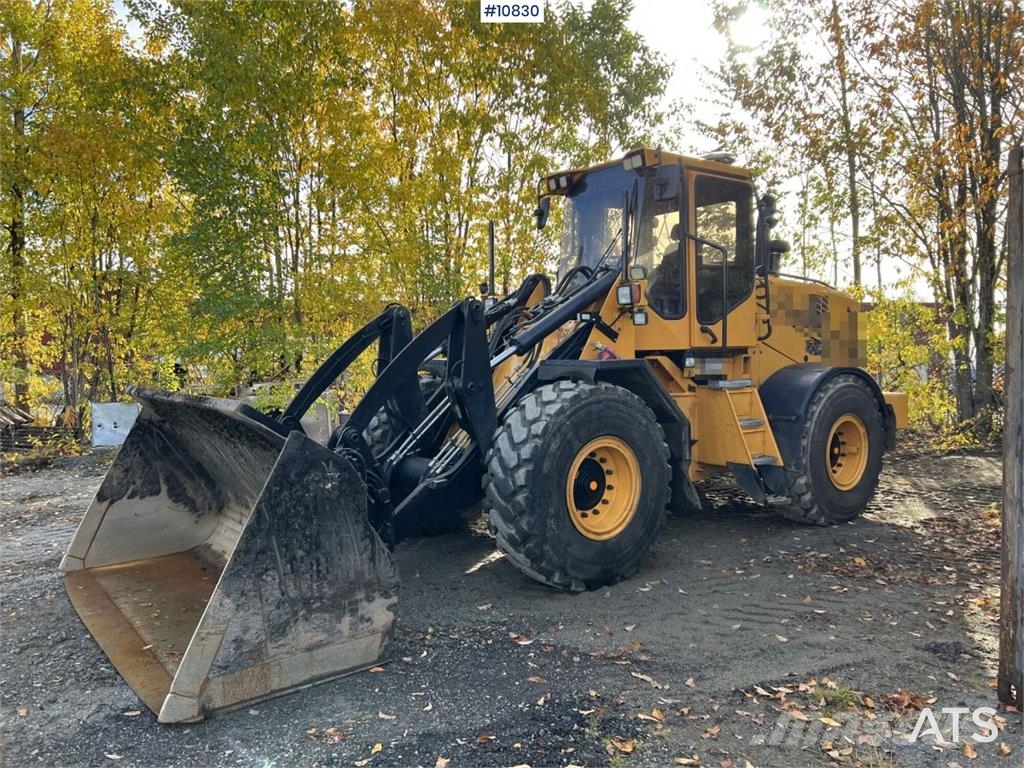 Ljungby L15 Wheel Loader with Attachments Rataslaadurid