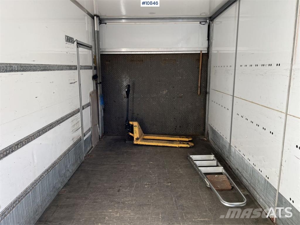 Mercedes-Benz ANTOS Bakwagens met gesloten opbouw