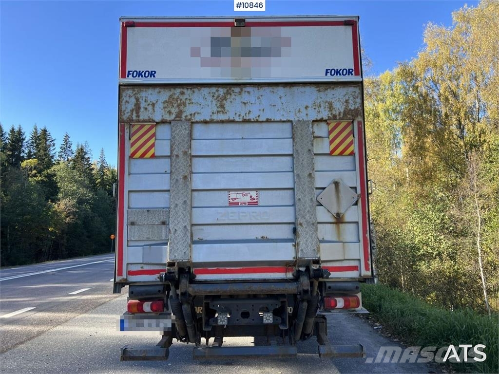 Mercedes-Benz ANTOS Bakwagens met gesloten opbouw