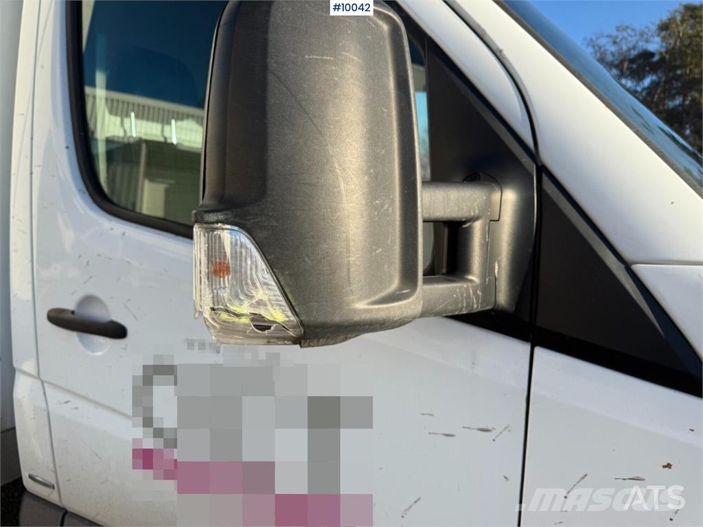 Mercedes-Benz Sprinter Camiones con caja de remolque