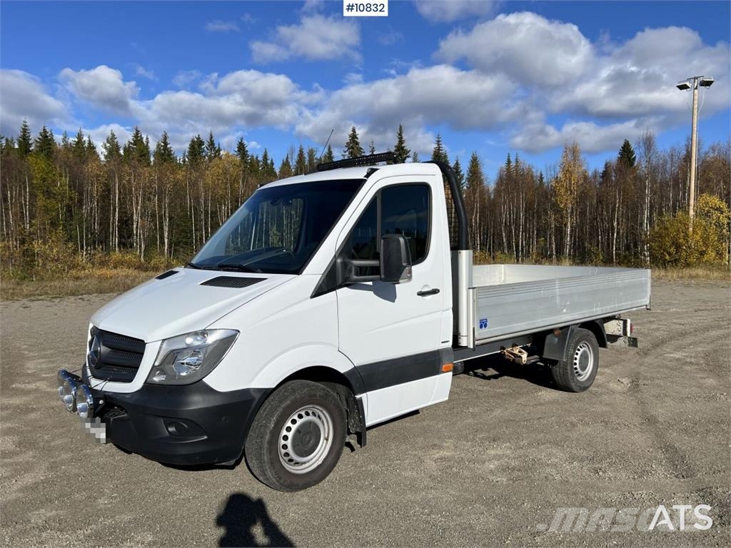 Mercedes-Benz Sprinter Platformas/izkraušana no sāniem