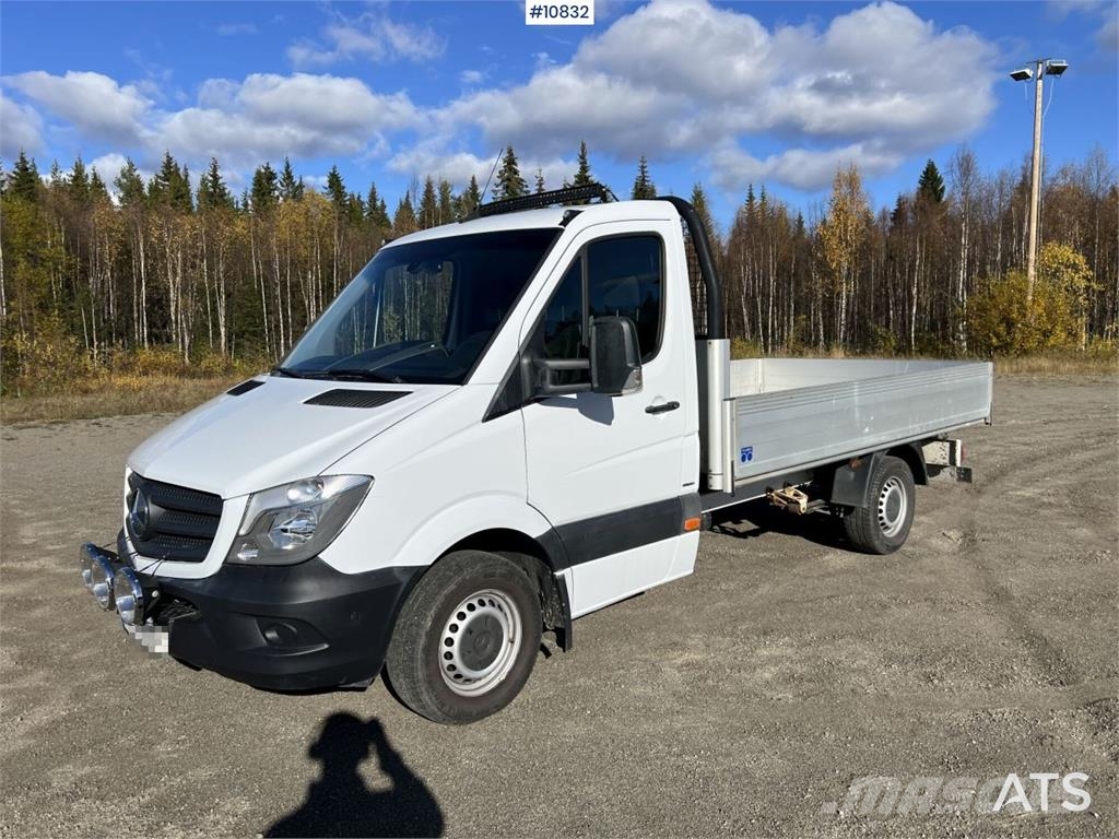 Mercedes-Benz Sprinter Platformas/izkraušana no sāniem