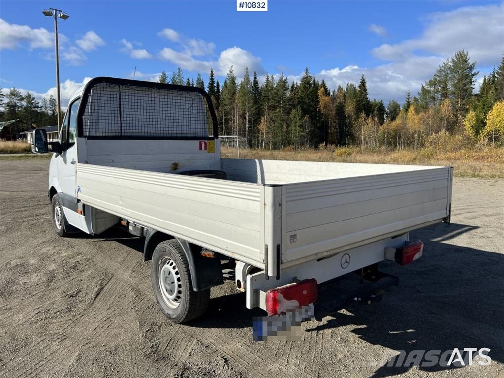 Mercedes-Benz Sprinter Platformas/izkraušana no sāniem