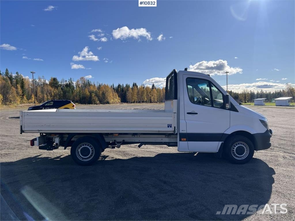 Mercedes-Benz Sprinter Platformas/izkraušana no sāniem