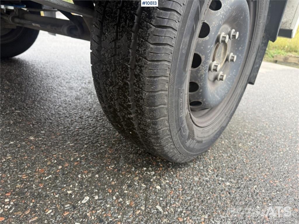 Renault Master Flatbed Truck 平板栏板货车