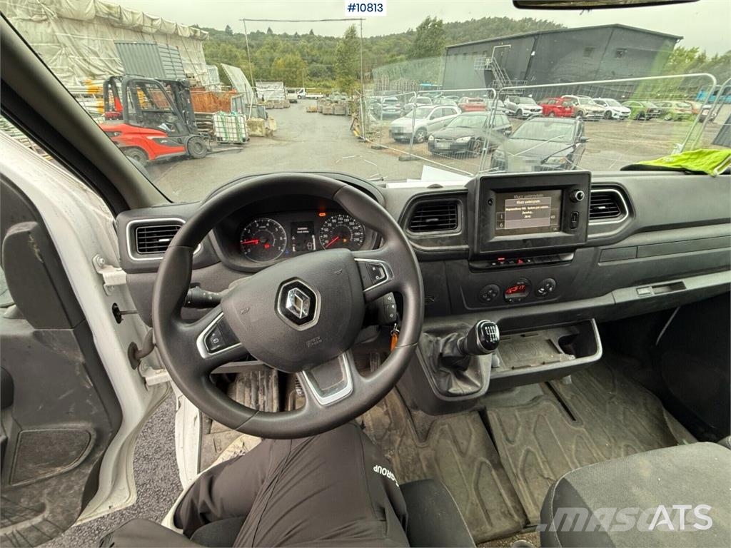 Renault Master Flatbed Truck 平板栏板货车