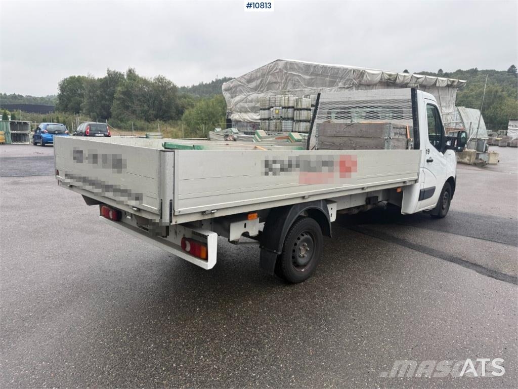 Renault Master Flatbed Truck 平板栏板货车