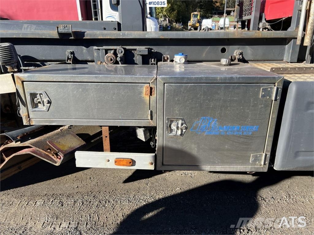 Scania 124GB6X2NZ470 Horgos rakodó teherautók