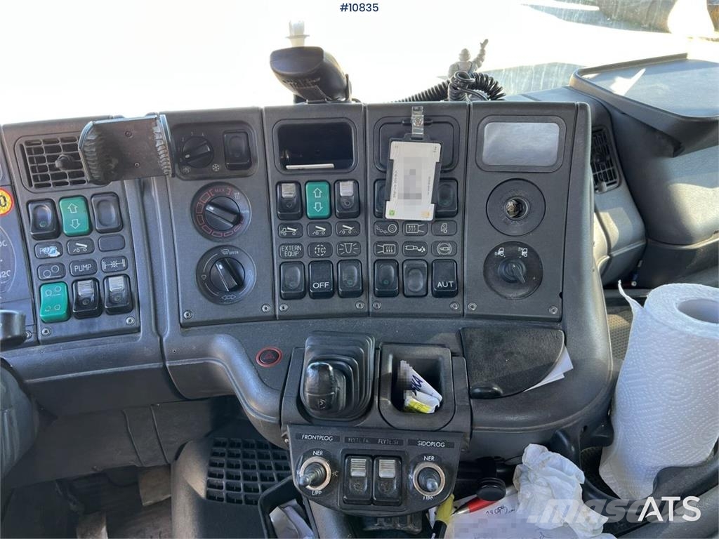Scania 124GB6X2NZ470 Horgos rakodó teherautók
