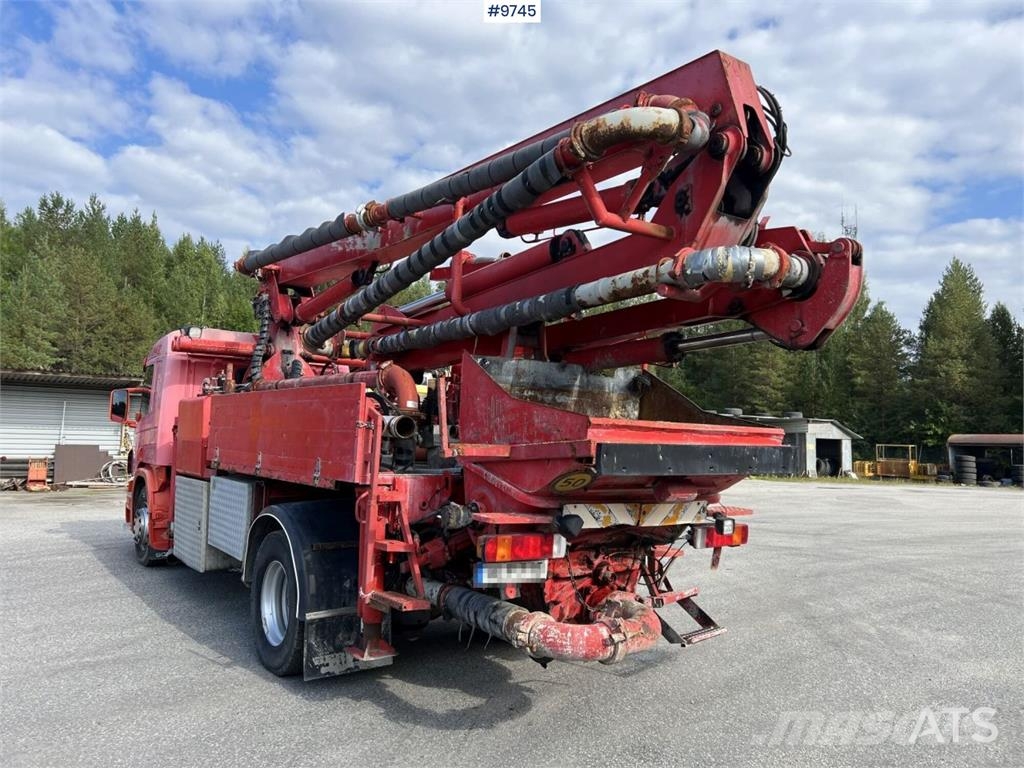 Scania P230 with Concrete pump Betonpomptrucks