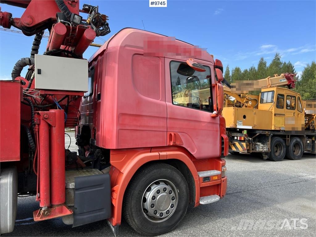 Scania P230 with Concrete pump Betonpomptrucks