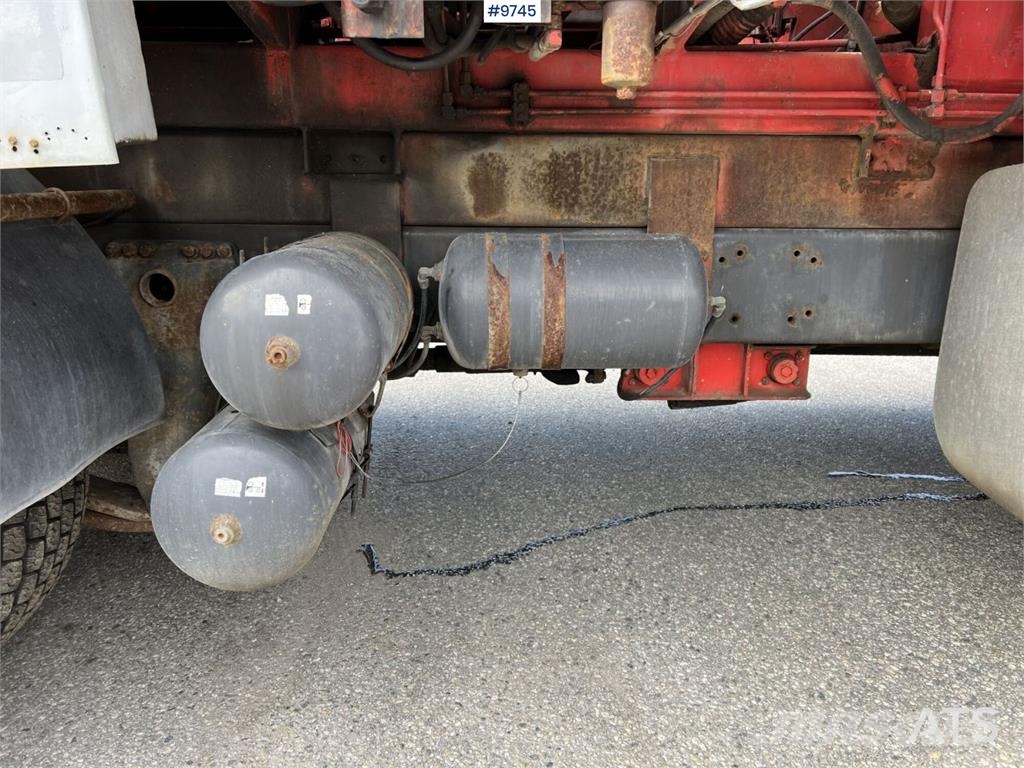 Scania P230 with Concrete pump Betonpomptrucks
