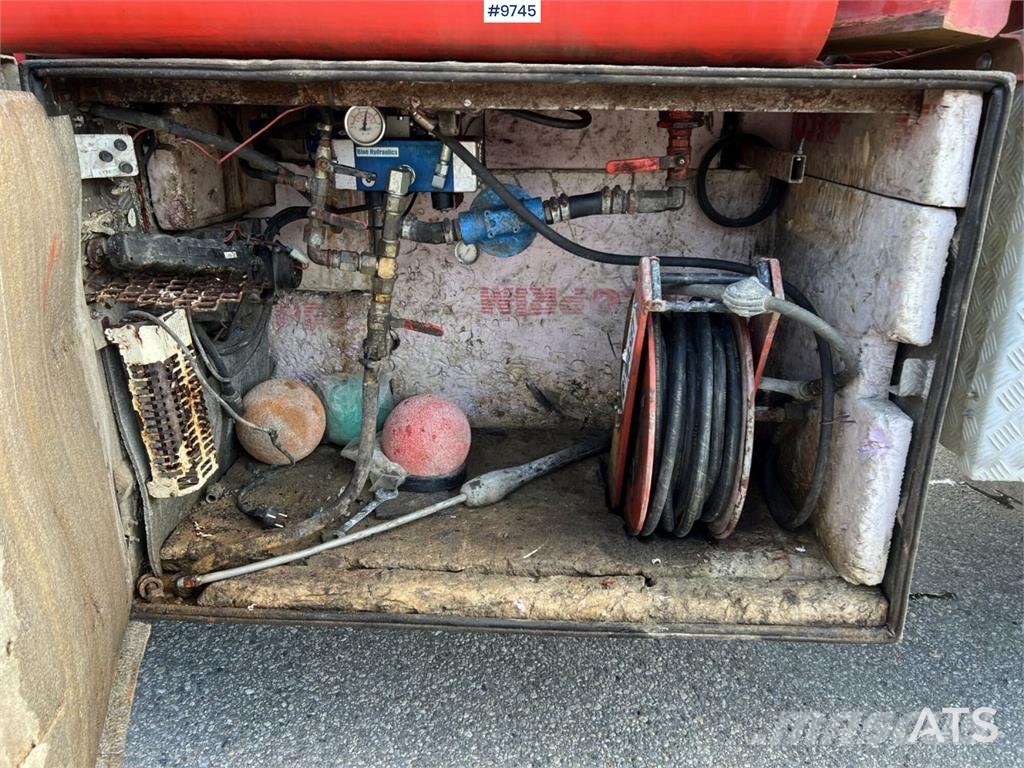 Scania P230 with Concrete pump Betonpomptrucks