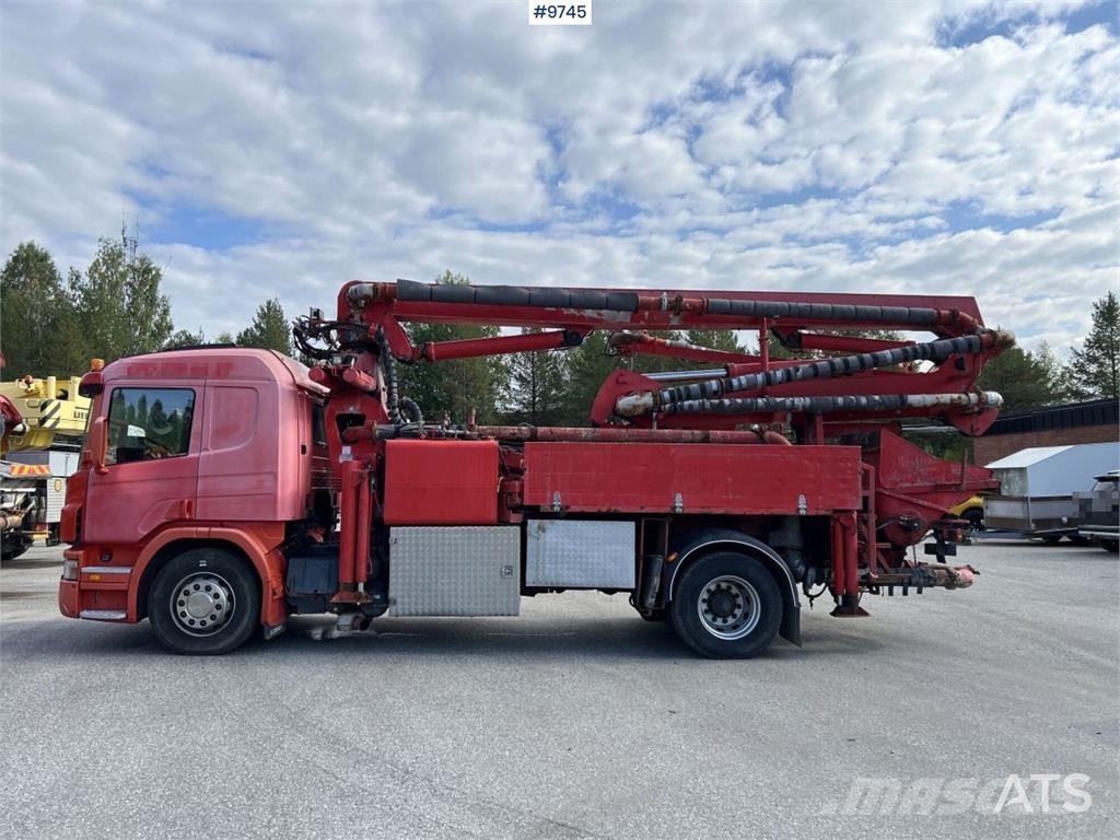 Scania P230 with Concrete pump Betonpomptrucks