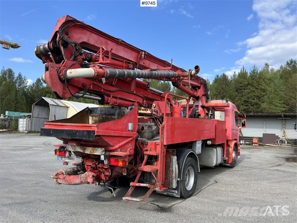 Scania P230 with Concrete pump Betonpomptrucks