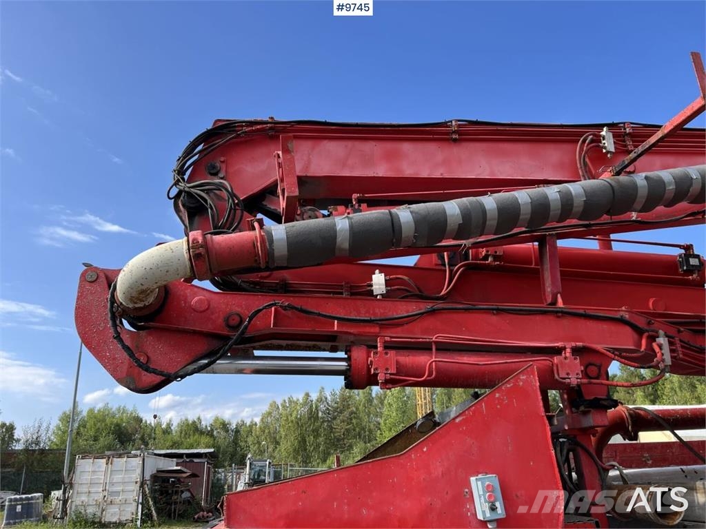 Scania P230 with Concrete pump Betonpomptrucks