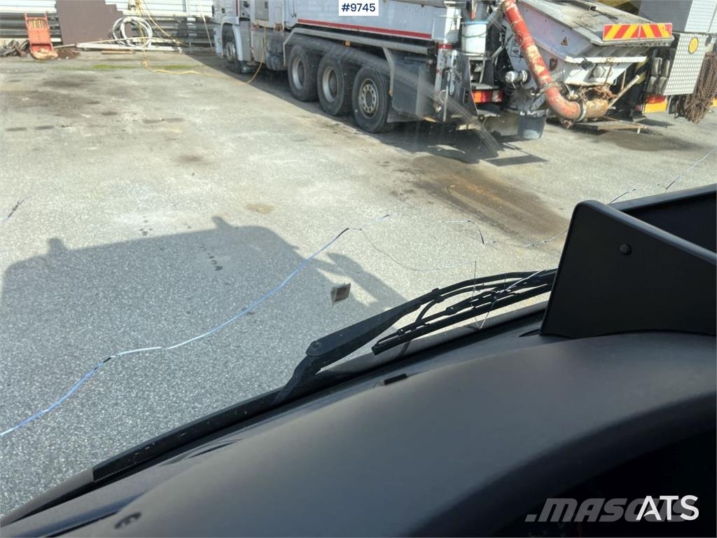 Scania P230 with Concrete pump Betonpomptrucks