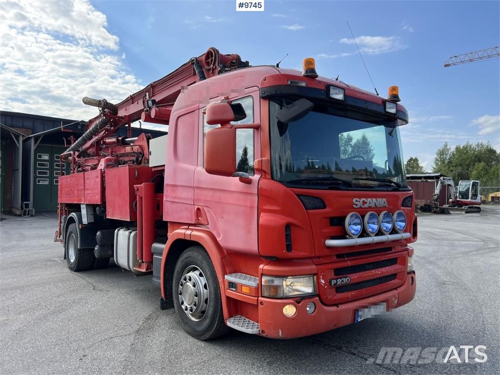 Scania P230 with Concrete pump Betonpomptrucks