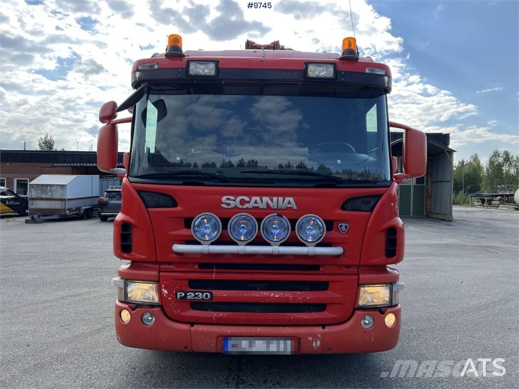 Scania P230 with Concrete pump Betonpomptrucks