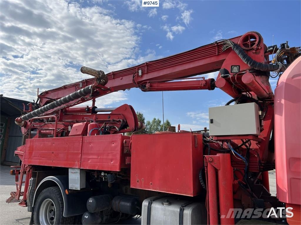 Scania P230 with Concrete pump Betonpomptrucks