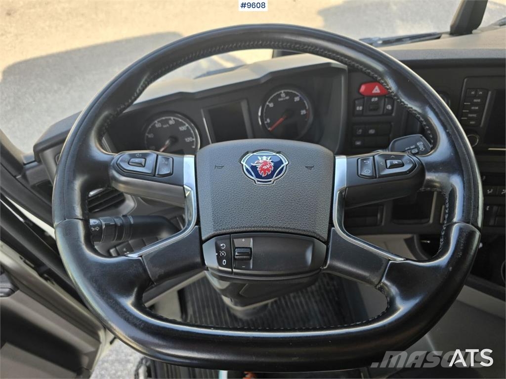 Scania P250 Liftable and lowerable body Φορτηγά Κόφα