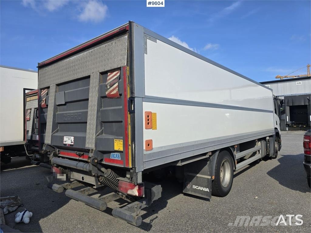 Scania P250 Liftable and lowerable body Φορτηγά Κόφα
