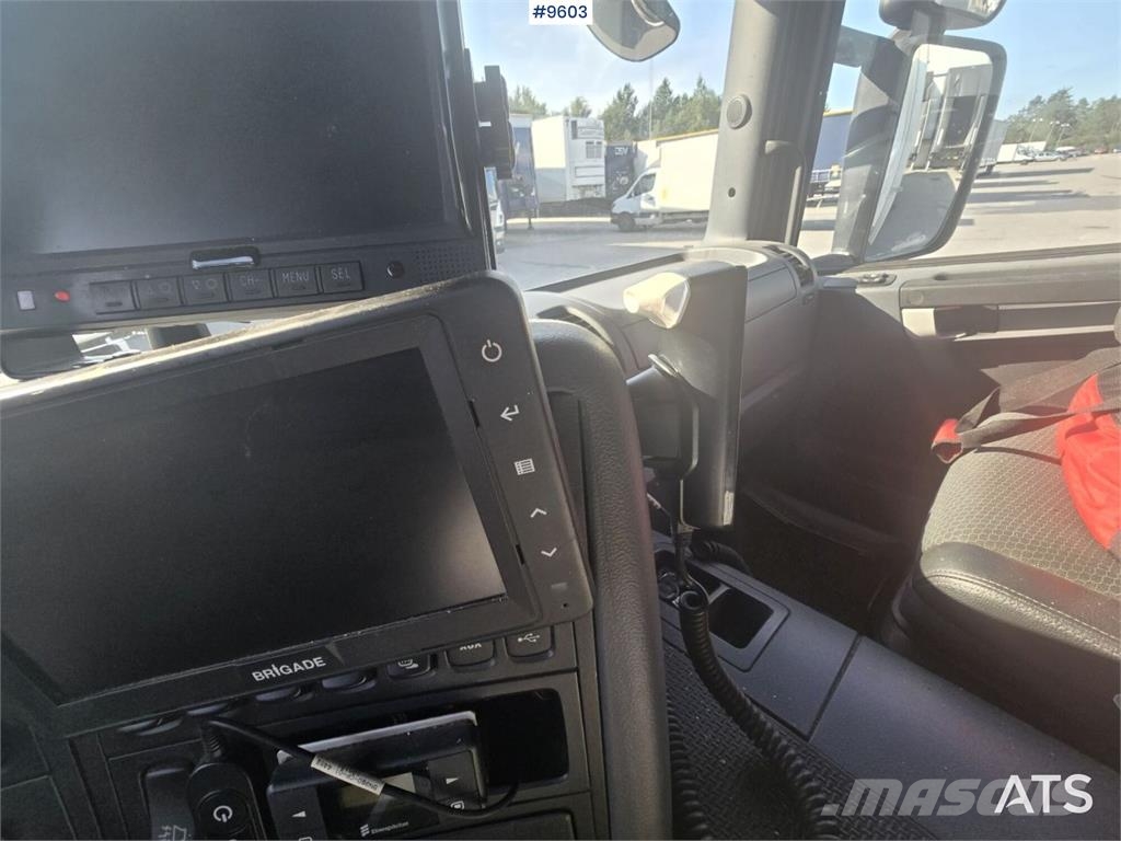 Scania P280 Box Truck Camion Fourgon