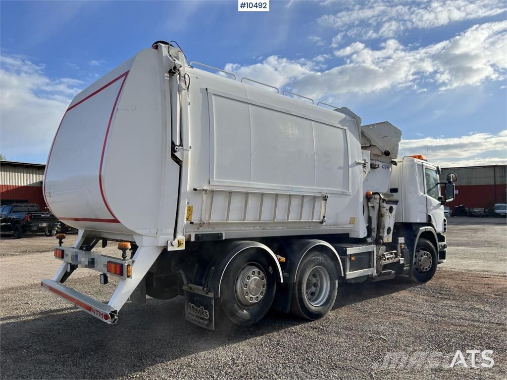Scania P320 Garbage Truck with Side Loader (VIDEO) Camiones de basura