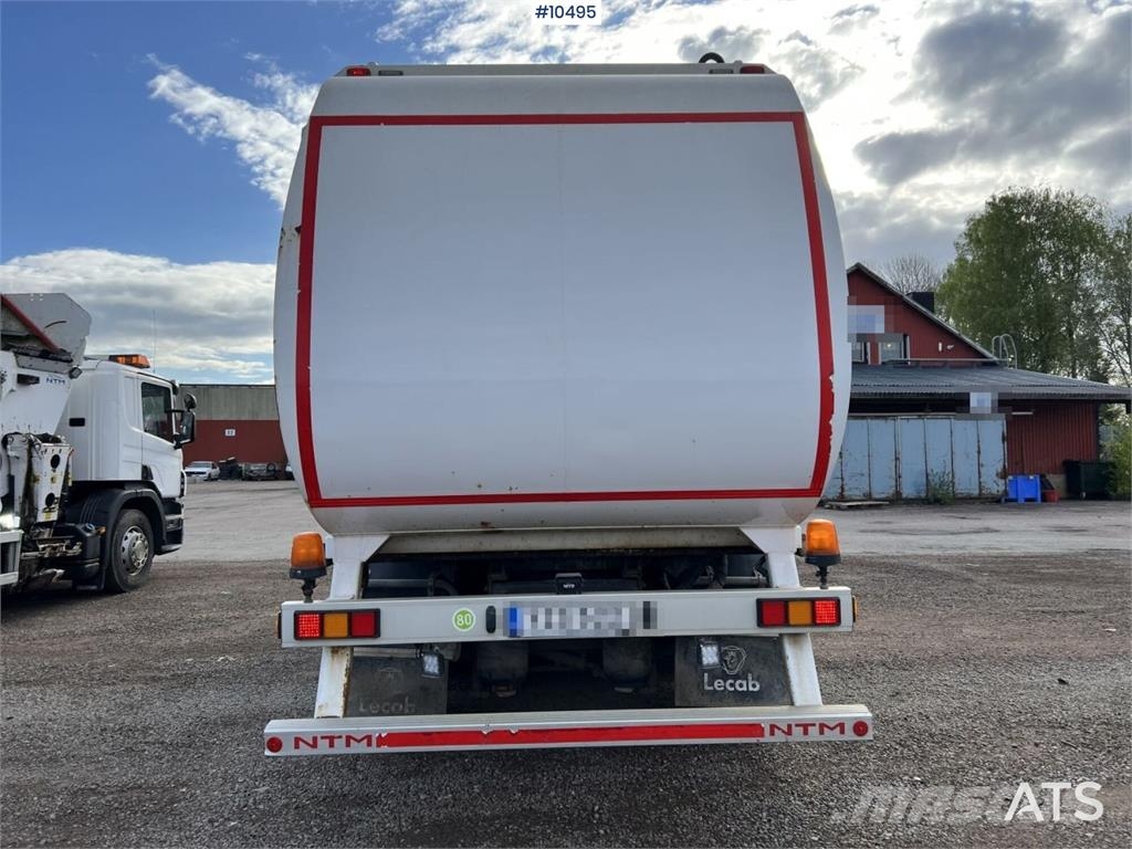 Scania P320 Garbage Truck with Side Loader Camiones de basura